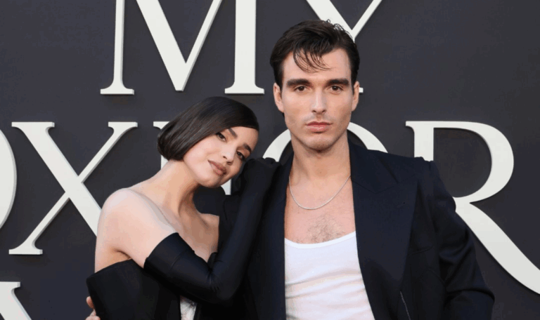 Netflix fans say same thing on Sofia Carson & Corey Mylchreest&rsquo;s Oxford Year chemistry