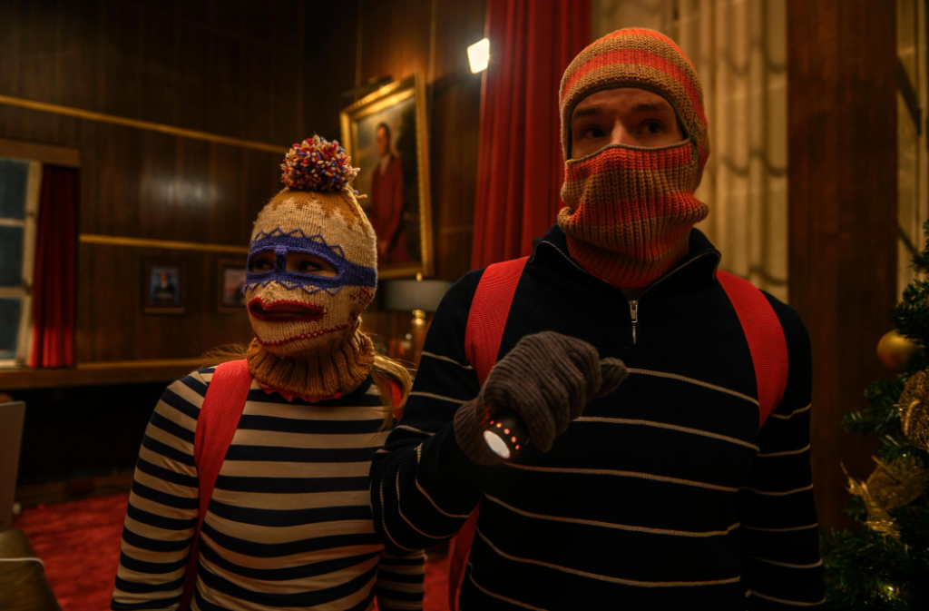 Jingle Bell Heist Review