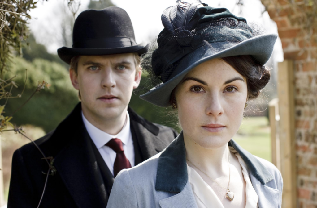 Dan Stevens and Michelle Dockery in Downton Abbey (2010)
